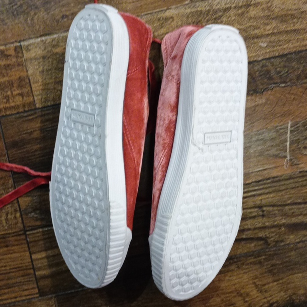 Women's Tretorn shoes - Picture 2 of 7
